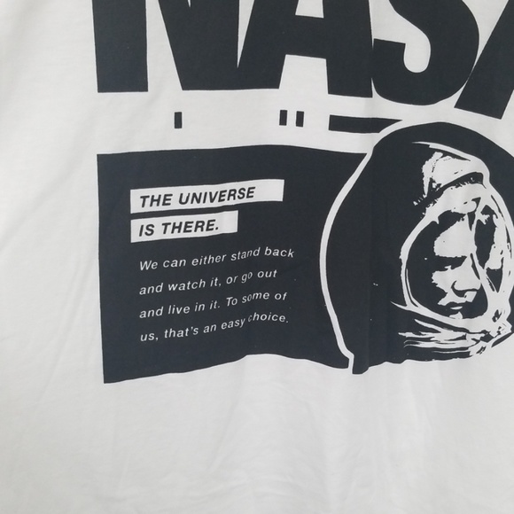 🆕️ BUZZALDRIN Nasa Graphic Tee T-shirt - Picture 2 of 4